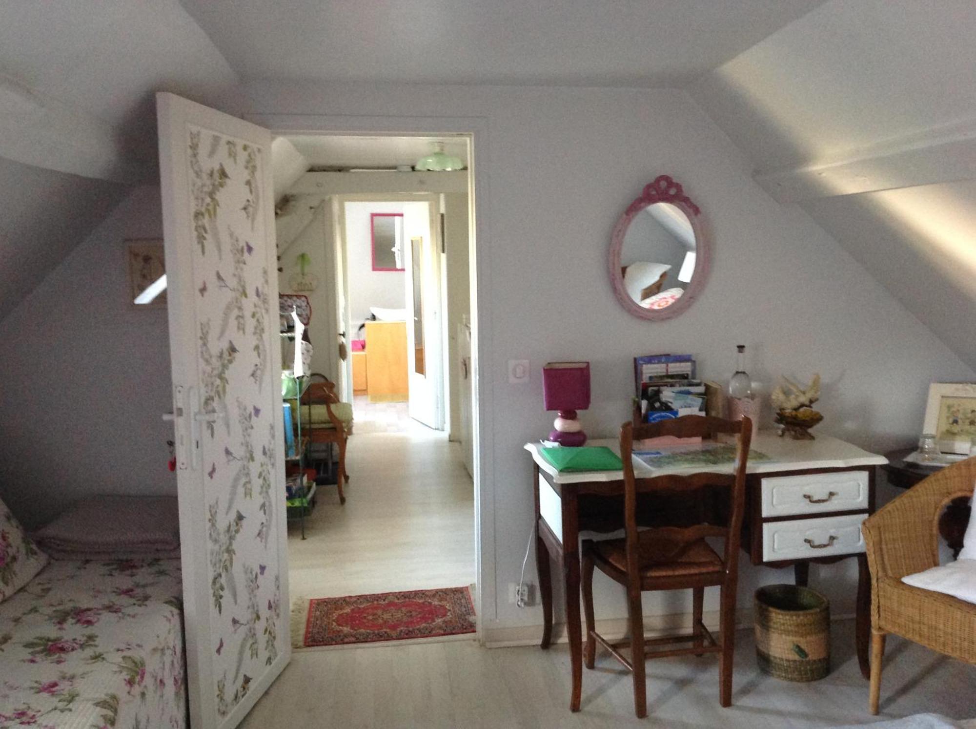 Le Jardin Des Poules Bed & Breakfast Thiétreville Exterior photo